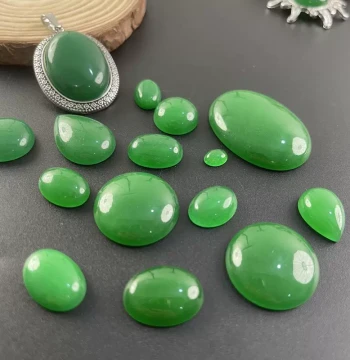Myanmar Authentic Natural Jadeite Jade Glutinous Species Full Green Round/Oval Cabochon Loose Stone for Setting