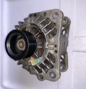 Suitable for Volkswagen Bora 1.6 1.8 1.8T Jetta Polo Golf 4 1.4 1.6 Generator