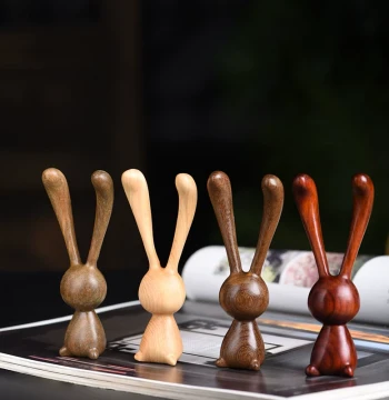 Xuantong Green Sandalwood and Purple Sandalwood Long-Ear Rabbit Massage Comb, Handheld Tool for Head Meridian and Scalp Care
