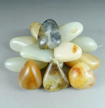 Natural Hetian Jade Seed Material Rough Stone, White Jade, Green-White, Blue-Flower, Ink Jade, Jasper Pendants, 200 Yuan Each, Choose Any V