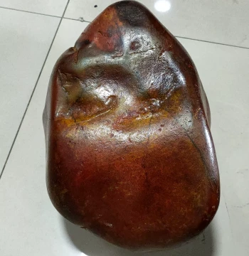 34 Jin Xinjiang Hetian Seed Material Raw Stone, Red Skin Red-Qin Seed Jade, Large Display Piece, Green-White Jade Red Seed Material