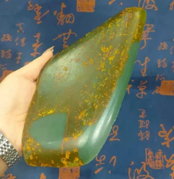 608g Xinjiang Hetian Green Jade Seed Material Rough Stone, Sand Date Green Jade, Oily Texture, Handle Piece, Fine Structure, Carving Material