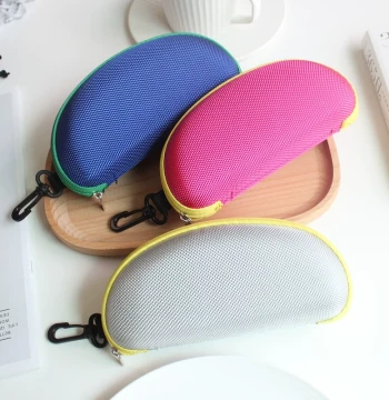 High-Quality Colored Sunglasses Zipper Case, Minimalist Pressure-Resistant Lightweight Portable Storage Box with Hook