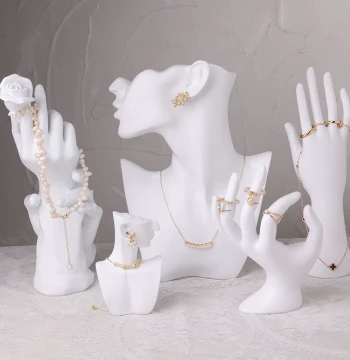 Jewelry Display Stand, White Resin Mannequin Model, Necklace Stand, Bracelet Display Rack, Window Live Streaming Display Props