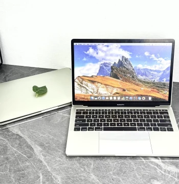 New Pro Ultra-Thin 13.3-inch MacBook Dummy Laptop - Realistic Model Prop for Display and Samples