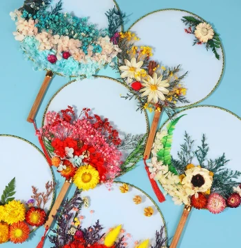 Dried Flower Round Fan DIY Material Kit Preserved Flower Fan Ancient Style Round Fan Handmade Mother's Day Gift Team Building Warm-Up Activity