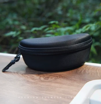Cycling Sunglasses Case, Crush-Resistant Storage for Goggles and Sun Glasses, Black Portable Sports Eyewear Case with Heavy-Duty Zipper