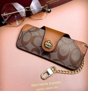 Vintage Portable Glasses Case, Women's Hanging Sunglasses Protective Sleeve, Myopia Glasses Clip Storage Bag, Men's Fashion Eyewear Box