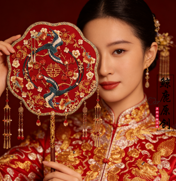 Jinglu Original Magpie Laughing Dove Dance Double-Sided Round Fan, Premium Finished Wedding Fan for Brides in Xiuhe Attire, Gift-Ready