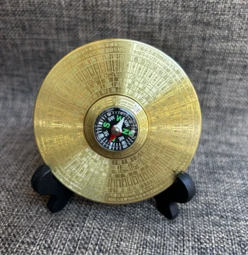 Brass Compass Bagua Solid Rotatable Compass Taoist Supplies Wealth Attracting Ornament