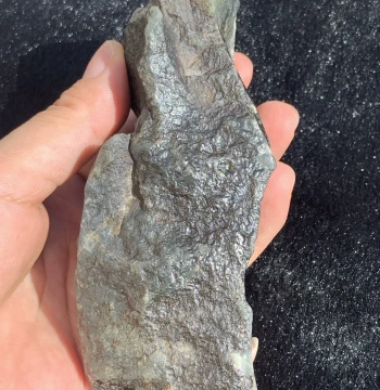 Ruyi Jade City - Xinjiang Hetian Jade Gobi Material Raw Stone Specimen Freeform Hand Piece Ornament 400.7g