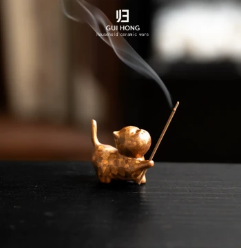 Guihong Pure Copper Incense Burner, Exquisite Cat-Shaped Incense Holder Base for Tea Table Display