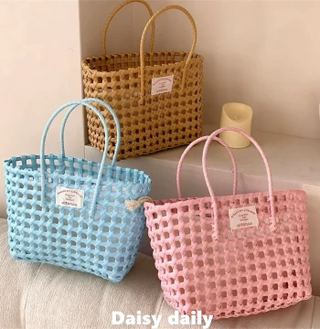 Spring/Summer Dopamine Straw Bag, Handmade Hollow Weave Beach Vacation Tote, Lightweight Photogenic Handbag for Women