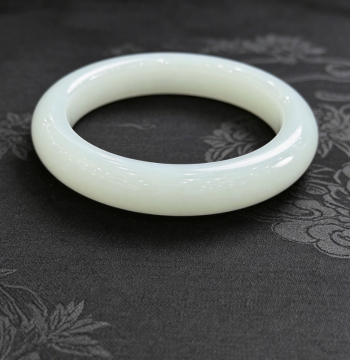 [Exclusive for Sister Xuan] White Jade Bangle