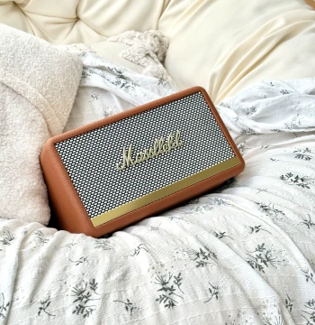 Marshall Speaker Model Display Piece for Study Room Decor, Music-Themed Soft Furnishing Design Prop