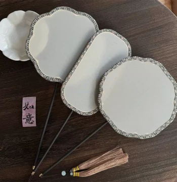 Raw Silk Prepared Juan Blank Round Fan for Hand-Painted Chinese Painting Palace Fan DIY Fine Brushwork Small Regular Script Calligraphy Creation Ancient Style Circular Fan