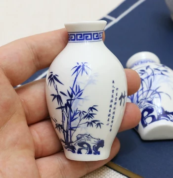 Chinese Style Vase Magnetic Sticker – Blue and White Porcelain Ceramic Refrigerator Magnet for Home Decor, Business Gifts, and International Souvenirs