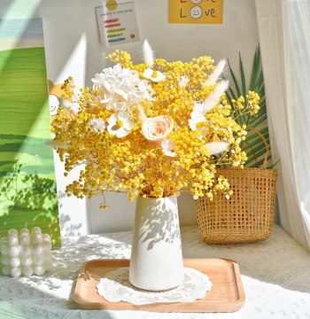 Preserved Rose and Baby's Breath Dried Flower Bouquet - Premium Natural Decor for Living Room
