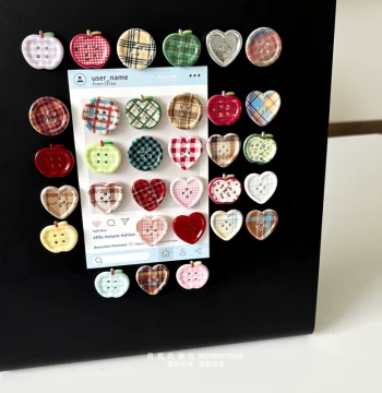 Korean Ins Retro Plaid Button Y2K Millennium Magnetic Decoration Fridge Magnet Magnetic Sticker for Pegboard Photo Wall