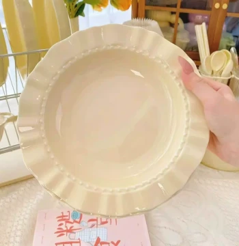 Cream Scalloped Edge Plate Home Breakfast Fruit Plate Salad Plate Dish Imitation Ceramic Cream Style Pastry Straw Hat Plate