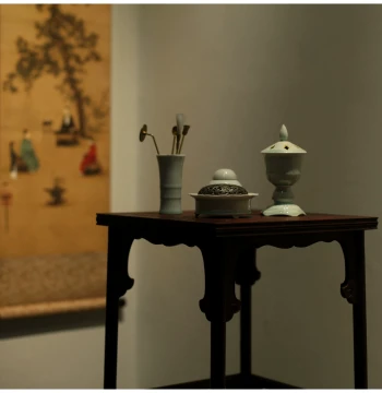 |Yisong Academy| 'Song Yingqing' Qinghu Porcelain from Hutian Kiln; Incense Seal Set Replicating Emperor Huizong of Song's 'Listening to the Zither' Painting Incense Burner