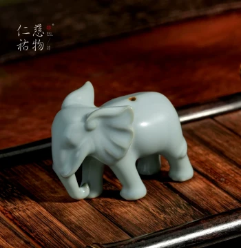 Ru Kiln Elephant Incense Holder – Song Dynasty Aesthetic Retro Gift for Leaders, Elders, and Fathers in Gift Box – Line Incense Stand Decor