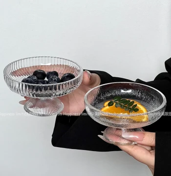 High-Aesthetic Small Exquisite Glacier Glass Pedestal Fruit Plate for Candy, Snacks, Desserts, and Home Use