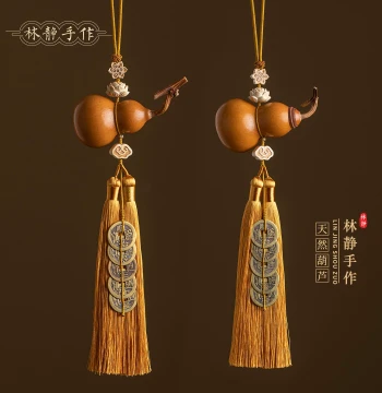 Natural Aged Gourd Ornament with Brass Five Emperor Coins: Tassel Decor for Doorways, Bedrooms, Living Rooms, and Balconies