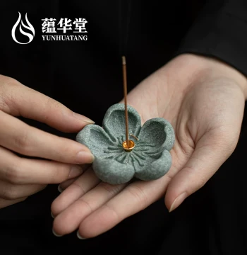 Yunhuatang Green Sandstone Plum Blossom Incense Holder, Chinese Retro Stick Incense Base, Sandalwood Agarwood Aromatherapy Burner Ornament