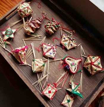 Wheat Straw Woven Ornament: Retro-Style Childhood Toy, Pure Handicraft for Good Fortune and Auspiciousness, Small Wheat Stalk Hanging Decoration
