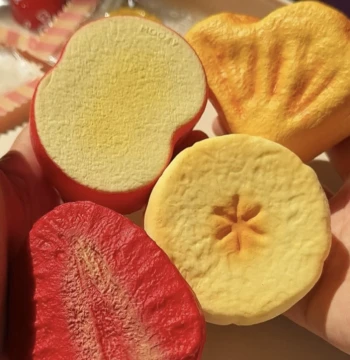 Original New Product Moozy Fruit Pastry Slow-Rebound Squeeze Stress Relief Toy Squishy Banana Flesh Wet Soft 3C Compliant
