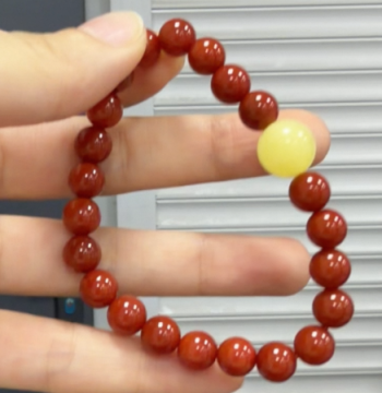 [Exclusive for Sister Xuan] Beeswax and Southern Red Agate Bracelet