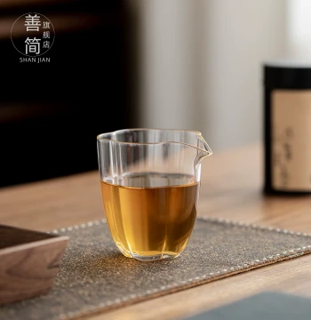 Shanjian High-Aesthetic Glass Fair Cup - Transparent Heat-Resistant Tea Sea for Kung Fu Tea Ceremony and Even Pouring