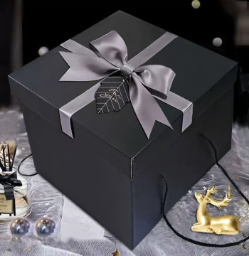 Premium Black Gift Box Packaging Cardboard New Personalized Gift Box with Handle Souvenir Box Empty Box