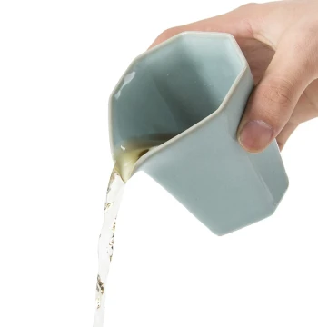 Zhuxiatang Ruzhou Origin Ru Porcelain Fair Cup, Raw Ore Ru Kiln Tea Sea, Ceramic Tea Divider, Kung Fu Tea Uniformity Cup