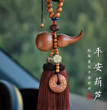 Peace Gourd Peach Wood Car Ornament, Interior Pendant, Rearview Mirror Decoration, 2025 New Style Decor for Men