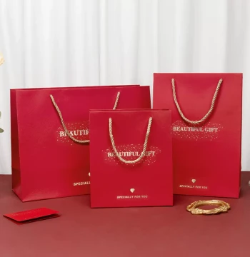 Hot-Selling Gift Bags - Creative Exquisite Handbags with Red/Pink Gold Foil for Valentine's Gifts, Cross-Border Compatible