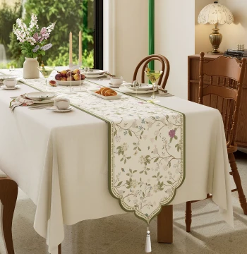 French Vintage Table Runner: Luxury High-End Dining Table Cloth, Tea Station Cover, Fabric Long Strip for TV Cabinet or Dresser