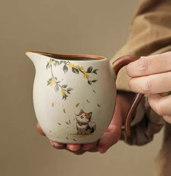 Ru Kiln Cute Cat Fairness Cup Kung Fu Tea Set Tea Server with Strainer Filter Mesh Crackled Glaze Teaware Accessory