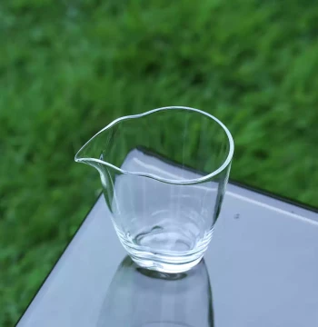 Xiahe Teaware High Borosilicate Heat-Resistant Glass Fair Cup Creative Gourd-Shaped Tea Sea Home Single-Person Small Tea Divider