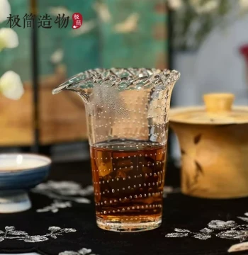 Jingyan Billowing Stars Glass Fairness Cup, High Borosilicate Premium Handmade Heat-Resistant Thickened Teapot Tea Set Tea Server