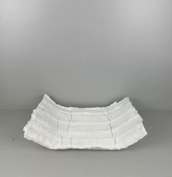 New Chinese Style Modern Minimalist Handmade Ceramic Fruit Plate Ornament for Model Rooms, Sales Offices, Dining Tables, Living Rooms, and Coffee Tables