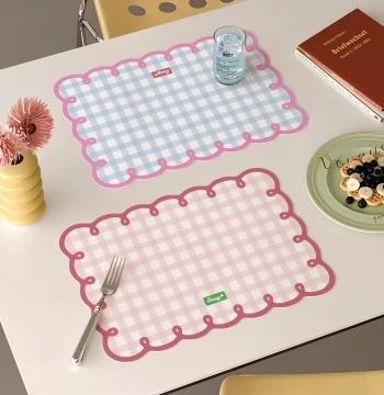 Retro Plaid Waterproof and Oil-Proof Wash-Free Insulation Mat - INS Style PVC Leather Table Pad for Kitchen Bowls and Chopsticks