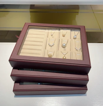 PU Leather Jewelry Box, Large-Capacity Storage for Rings, Pendants, Necklaces, Bracelets, Display Tray with Lid for Viewing Goods