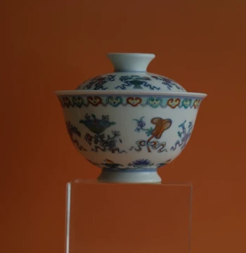 Jiayuanli Tea Collection Eight Treasures Doucai Imitation Ancient Yongzheng High-Footed Gaiwan 130ml