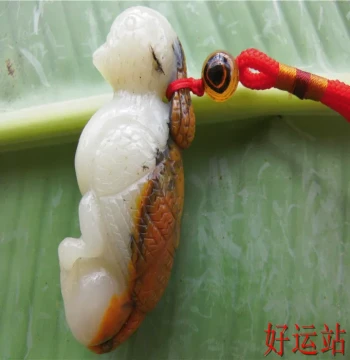 Promotion: New Huanglong Jade Lovebird Handheld Ornament, Gemstone Display Piece with Natural Color Variations for Decoration