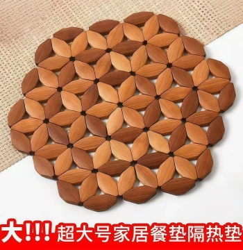 Bamboo Sand Pot Mat - Heat-Insulating, Anti-Scald Placemat for High-Temperature Pots and Bowls, Home Dining Table Edge Protector