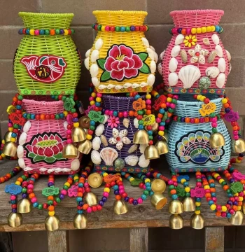 Children's Small Basket Fish Basket Bamboo Woven Bag Kindergarten Performance Stage Prop Imitation Rattan Plastic Woven Ethnic Style Craft