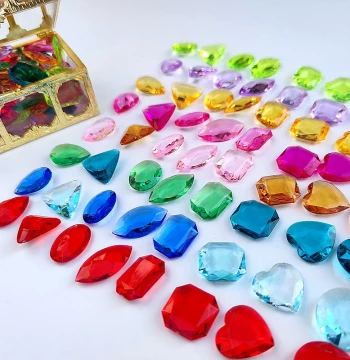 Children's Gemstone Toys for Boys and Girls, Acrylic Diamond Toys, Crystal Stone Gem Beaded Necklace Treasure Chest Plastic