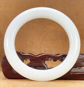 55.5mm Inner Diameter Xinjiang Hetian Jade Mountain Material Mutton Fat White Jade Classic Bangle Simple Natural Authentic Certified
